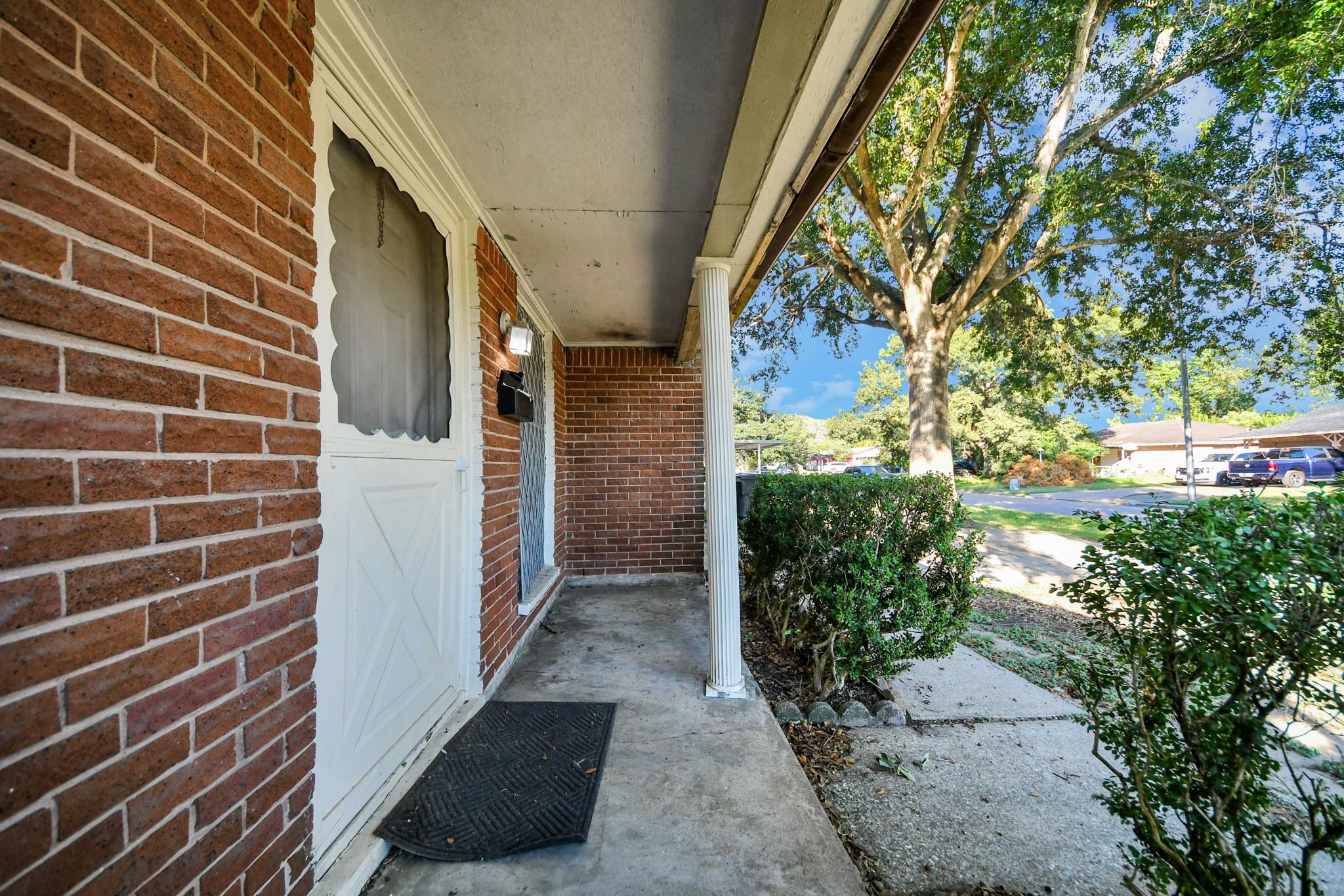 3707 Darlinghurst Drive