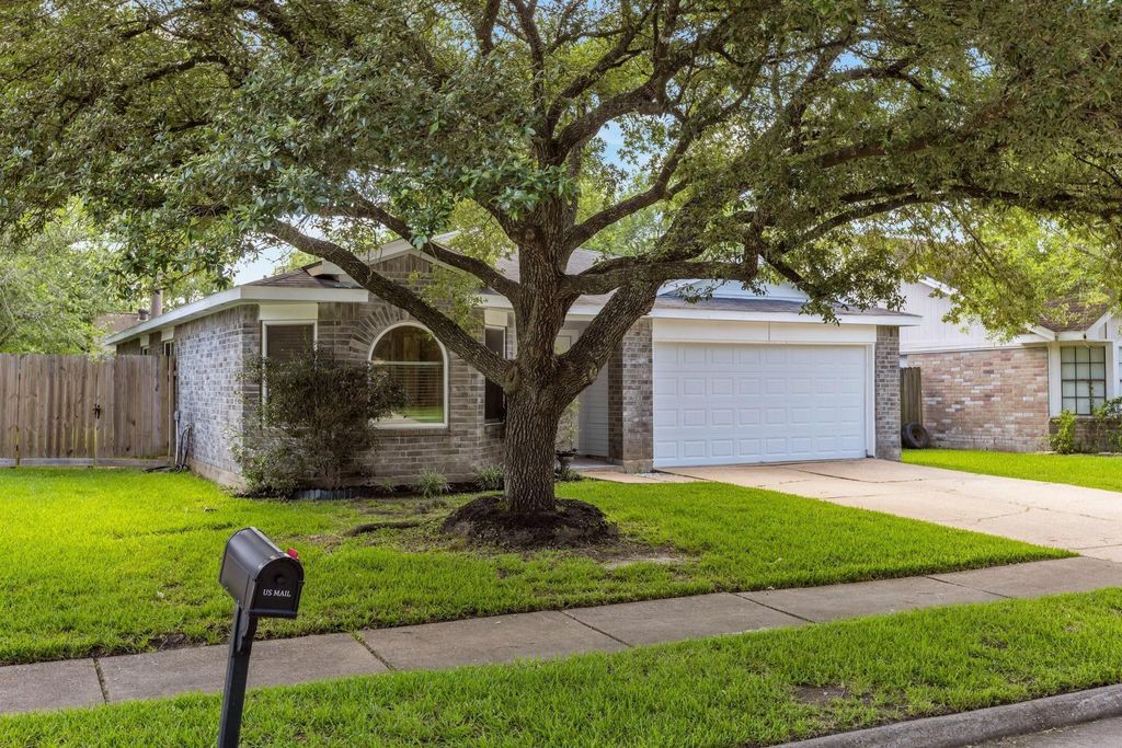 Photo of 20018 Big Timber Drive, Humble, TX 77346 (MLS # 31520866)