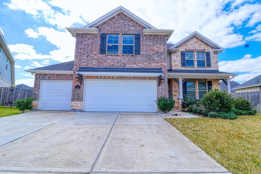 Photo of 8106 Royal Palm Court, Fulshear, TX 77441 (MLS # 66391810)