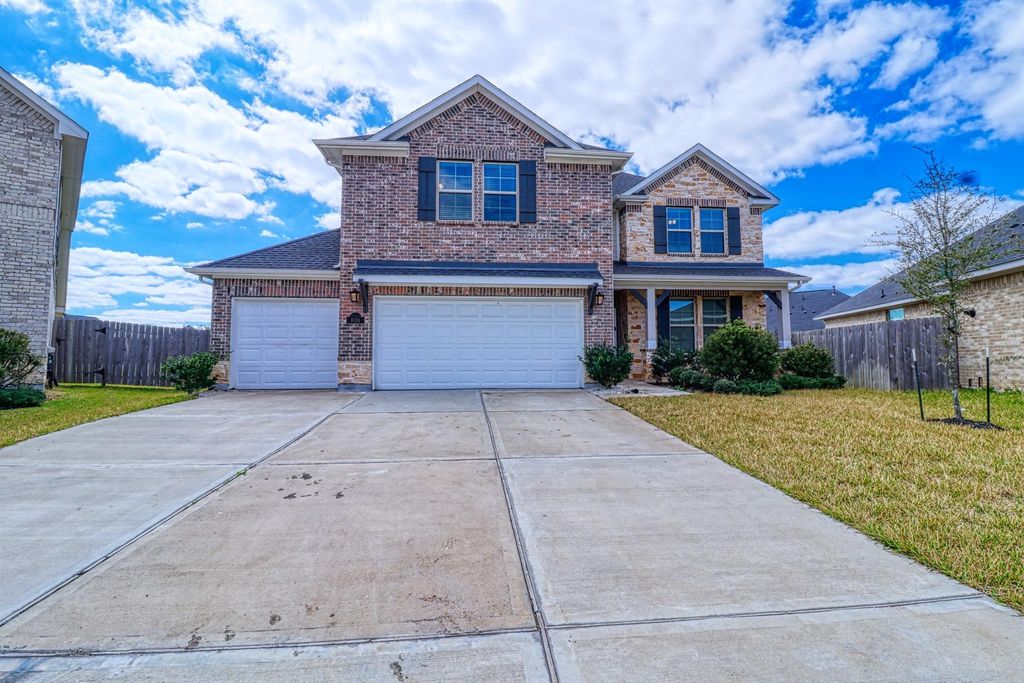 Photo of 8106 Royal Palm Court, Fulshear, TX 77441 (MLS # 66391810)