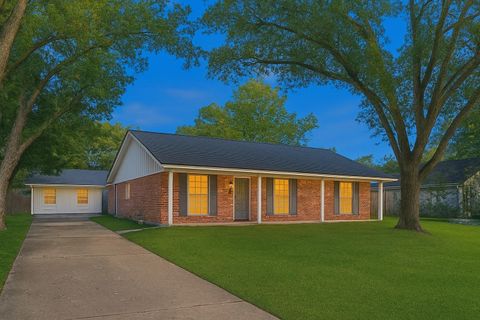 Photo of 1109 Frances Drive, Rosenberg, TX 77471 (MLS # 92985888)