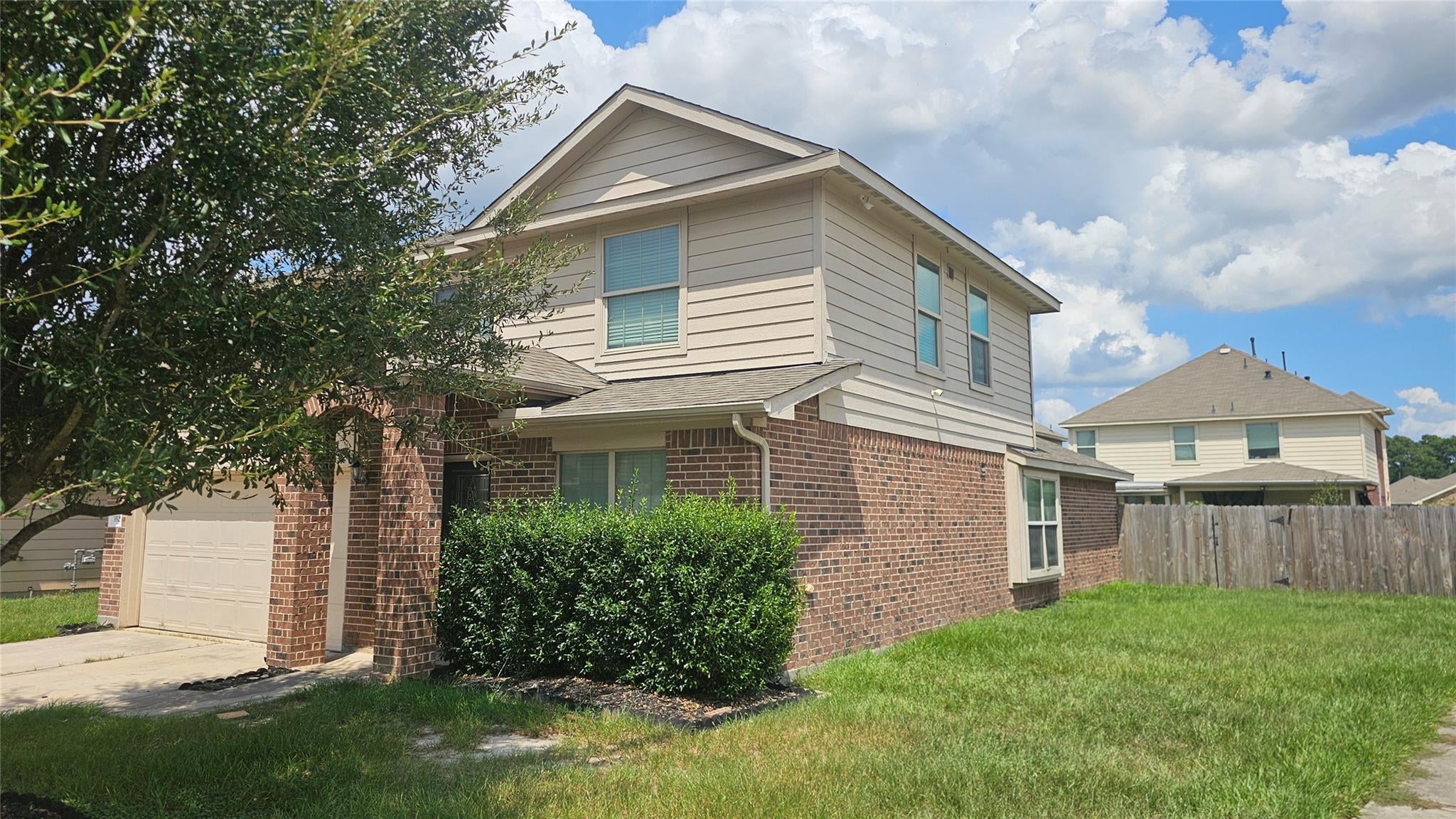 3527 Bluebird Park Lane