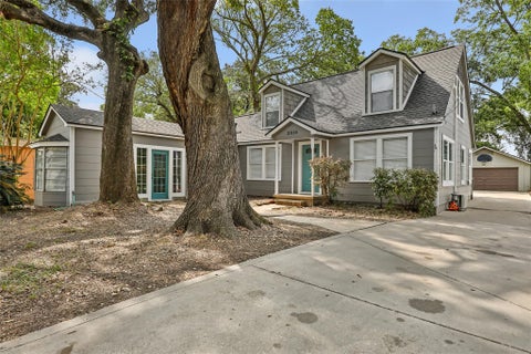Photo of 2310 Centennial Street, Liberty, TX 77575 (MLS # 26178248)