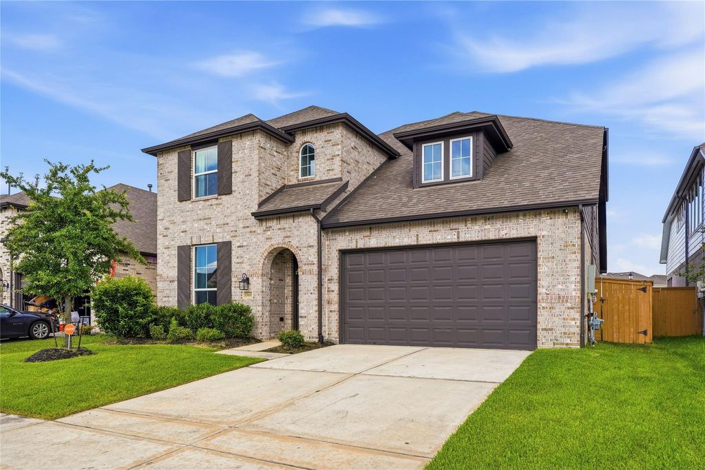 Photo of 15647 Roscobie Park Drive, Humble, TX 77346 (MLS # 46672903)