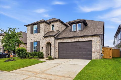 Photo of 15647 Roscobie Park Drive, Humble, TX 77346 (MLS # 46672903)