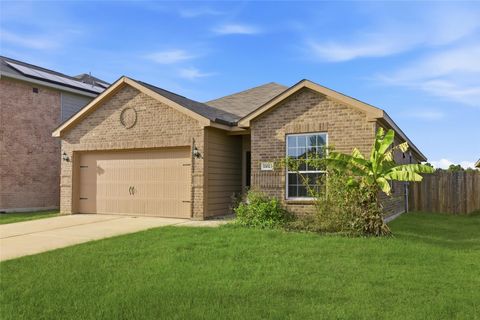 Photo of 11023 Hillside Creek Drive, Humble, TX 77396 (MLS # 74236414)