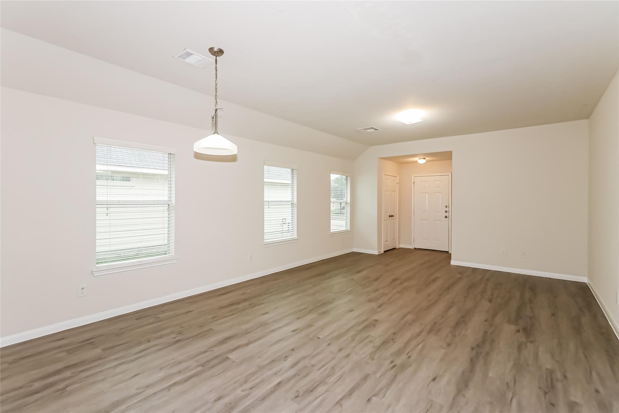 5439 Amelia Plantation Drive