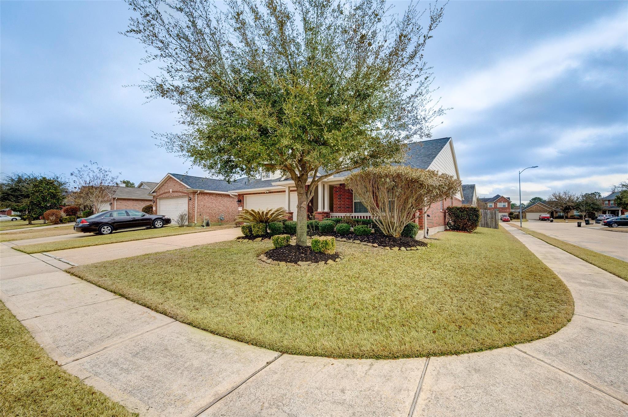 16702 Grovetrail Lane