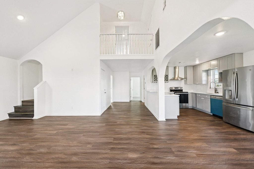 Photo of 6935 W Holiday Street, Hitchcock, TX 77563 (MLS # 12295561)