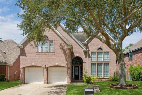 Photo of 423 Brook Shore Court, Sugar Land, TX 77478 (MLS # 97518020)