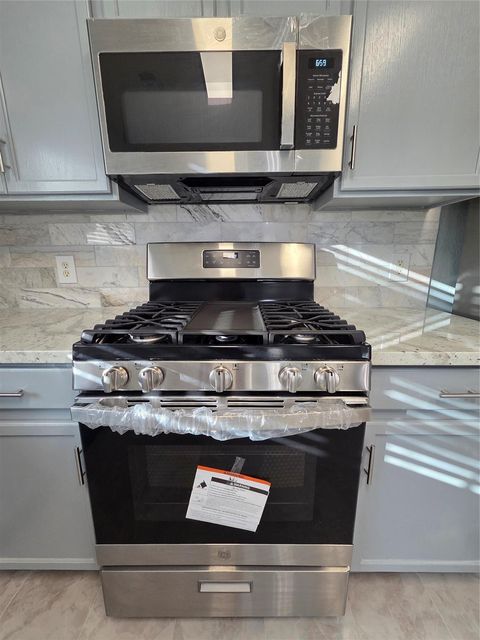 Tiny photo for 9526 Heflin Colony Drive, Sugar Land, TX 77498 (MLS # 13446441)