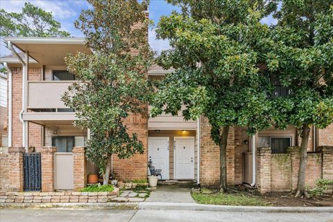 2800 Jeanetta Street 2107 Houston TX 77063