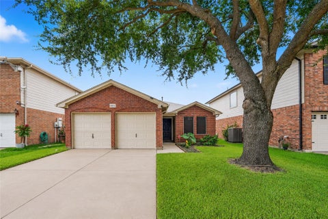Photo of 4815 Cliffpoint Court, Katy, TX 77449 (MLS # 82274559)
