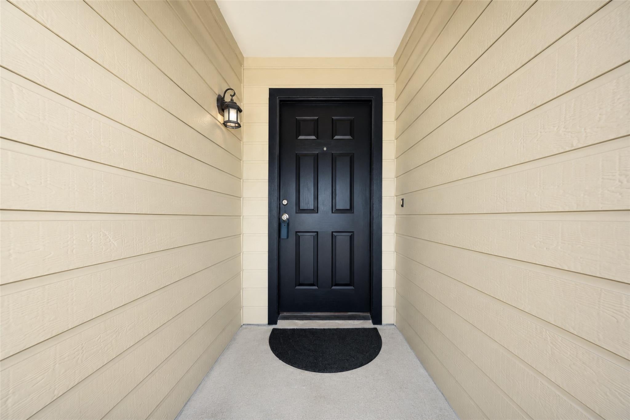 4815 Cliffpoint Court