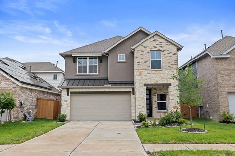 Photo of 21242 Shore Bluff Drive, Cypress, TX 77433 (MLS # 54845168)