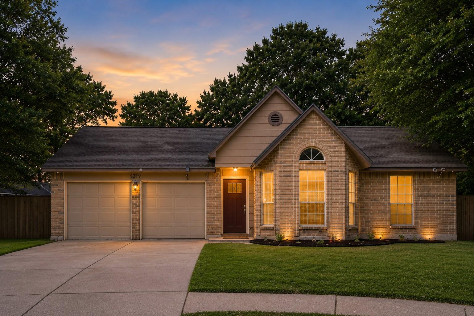 Charming single-story home tucked away on a cul-de-sac in the established Postwood community.