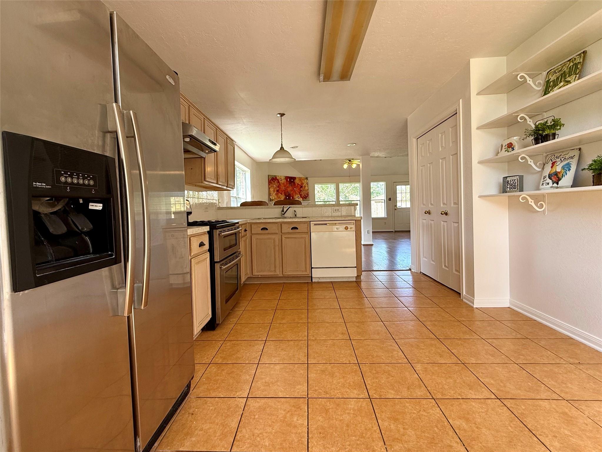 805 N Belle Drive