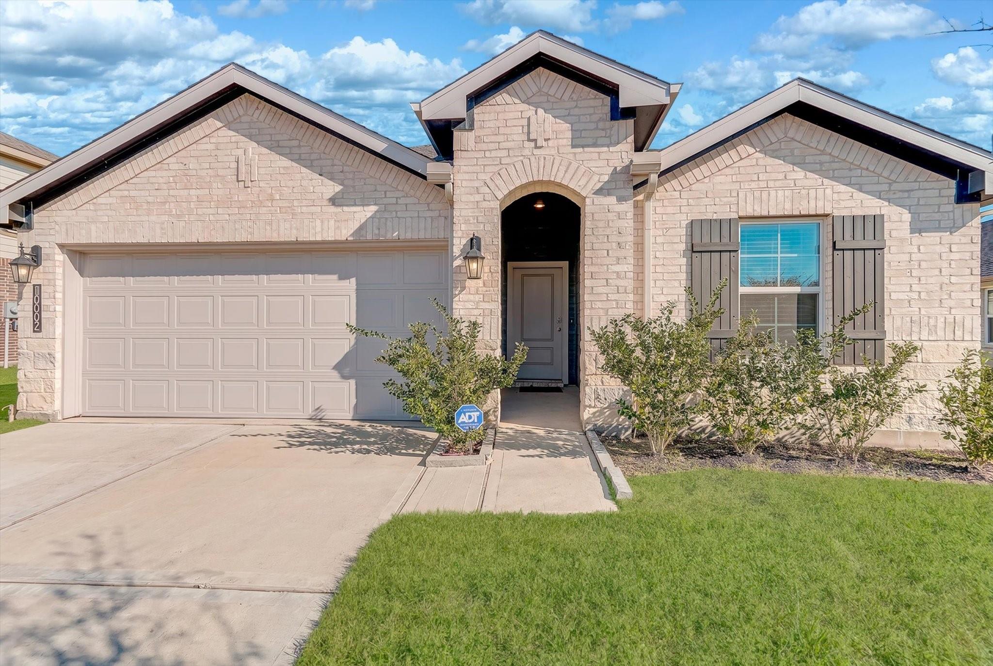 10002 Palm Royal Drive