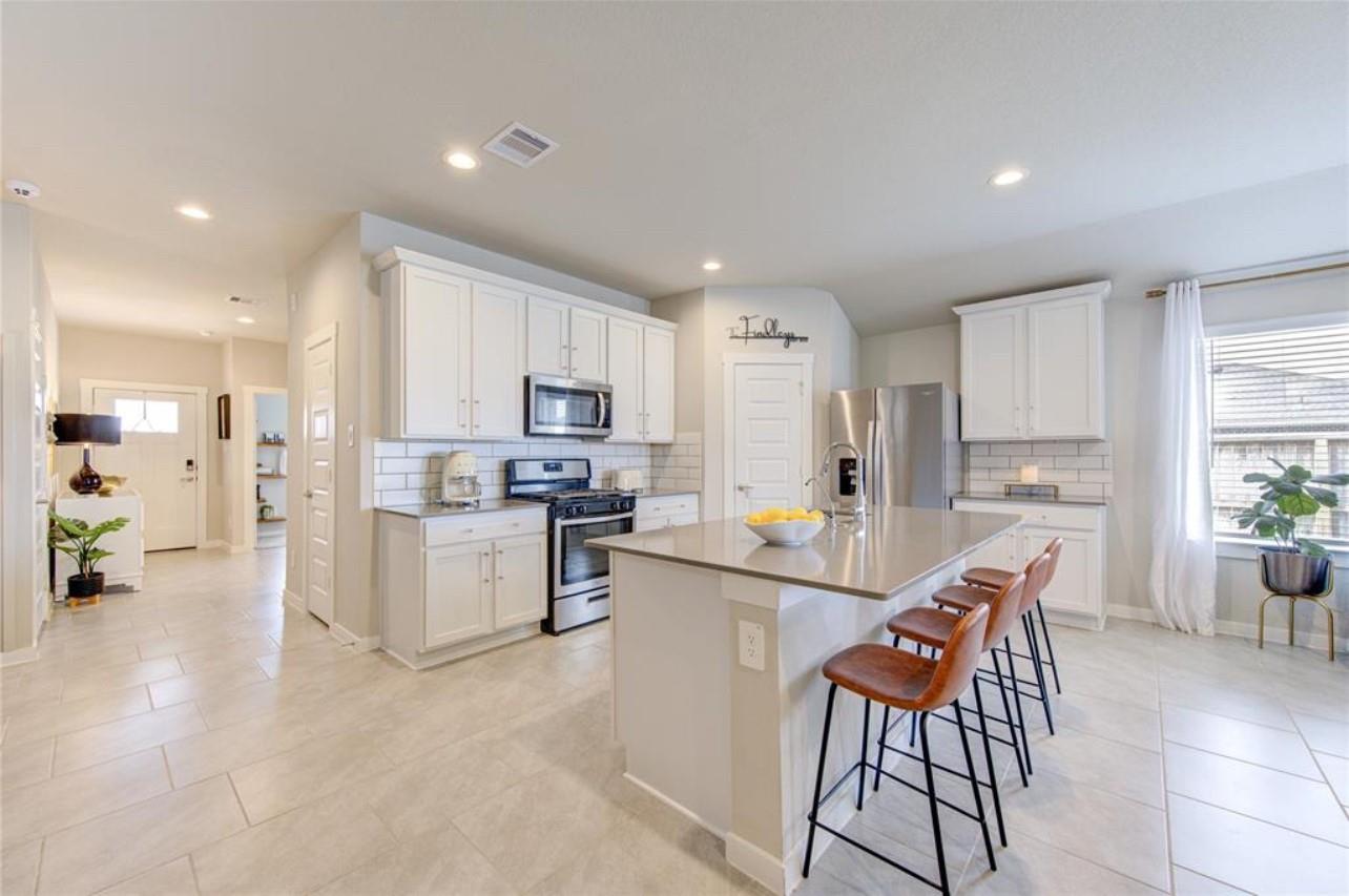 29322 Hoelzen Hollow Drive