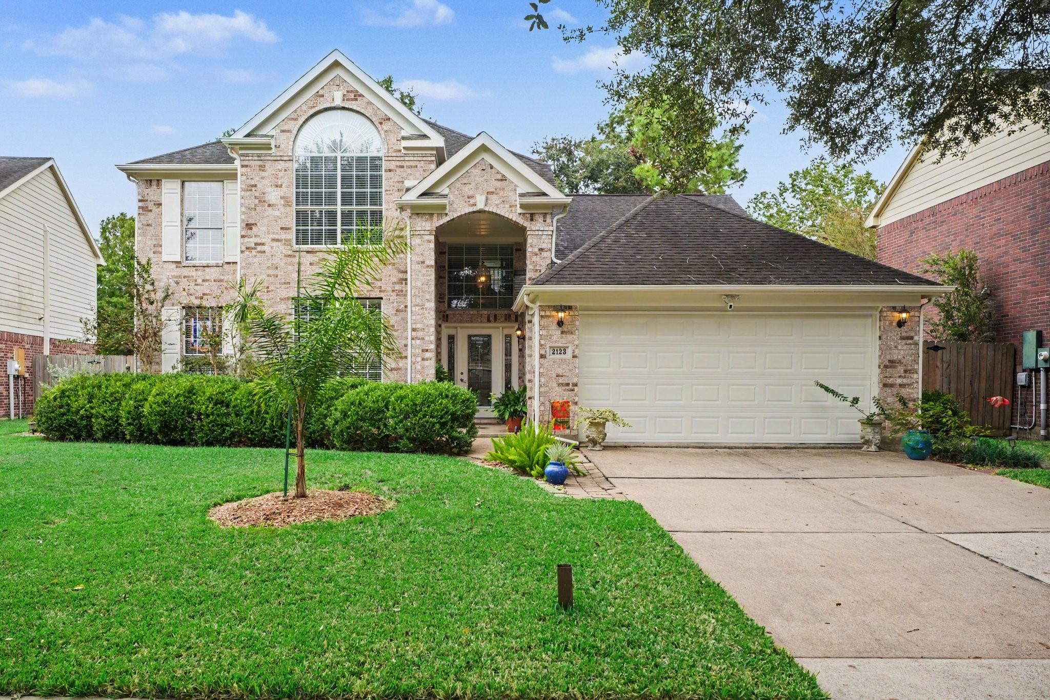 2123 Autumn Cove Drive