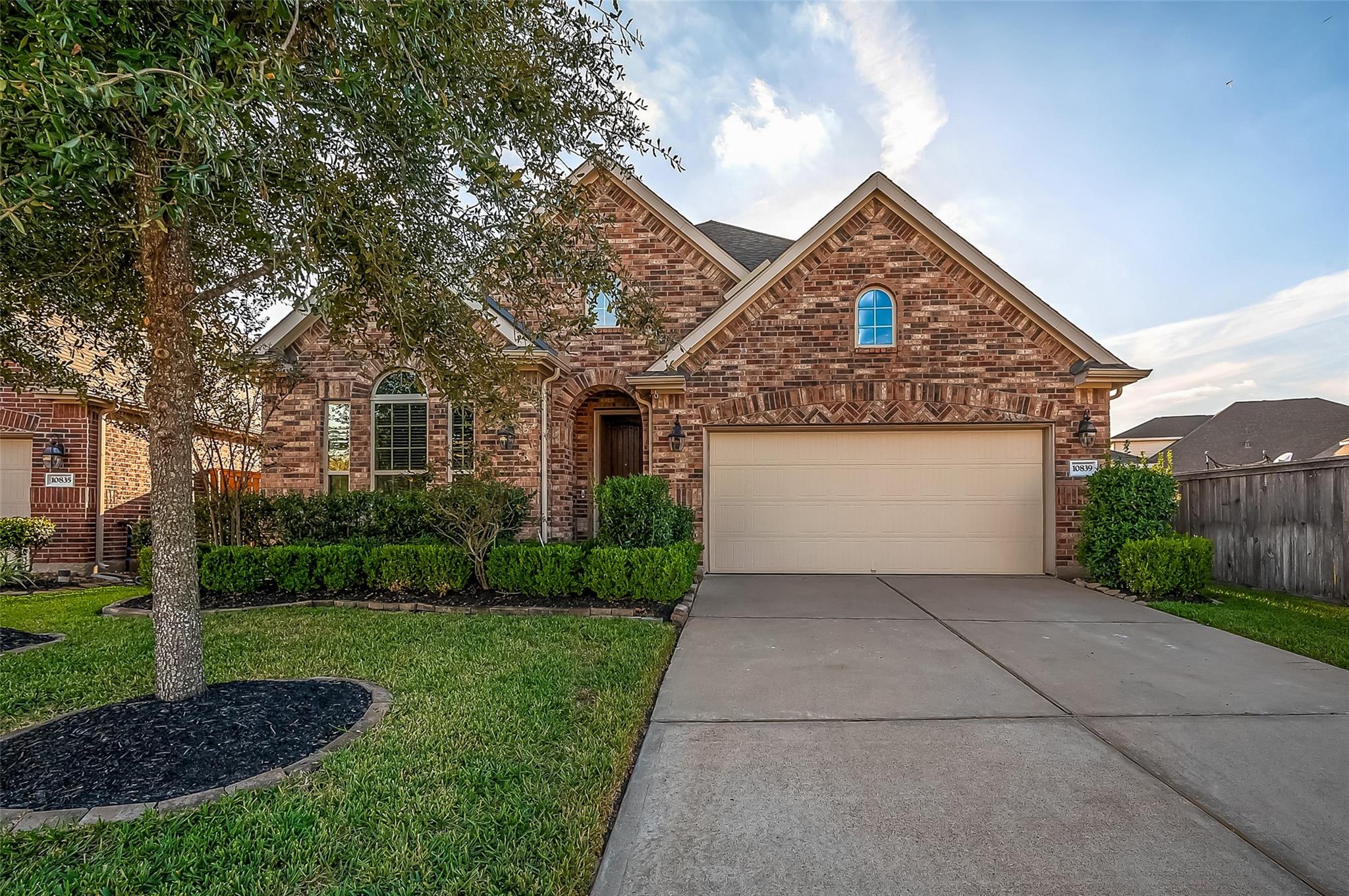 10839 Paula Bluff Lane