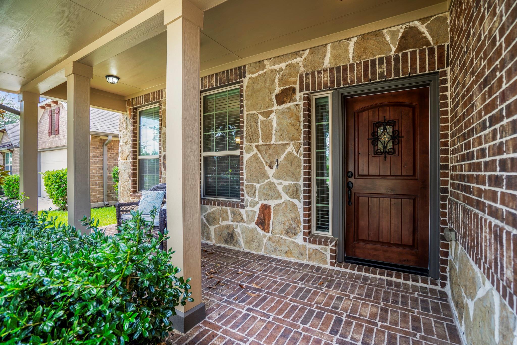 10111 Redgrove Falls Court