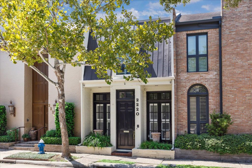 Photo of 2220 Fulham Court, Houston, TX 77063 (MLS # 4201865)