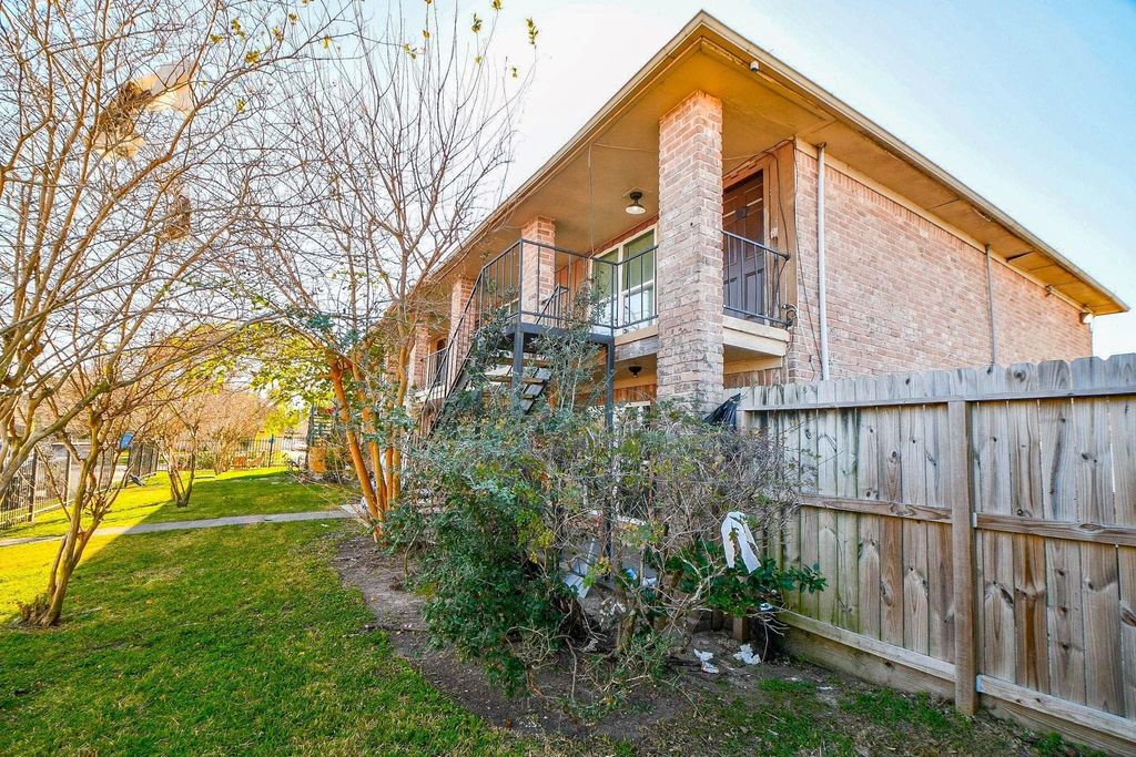 Photo of 7906 Prestwood Drive #15, Houston, TX 77036 (MLS # 83264514)