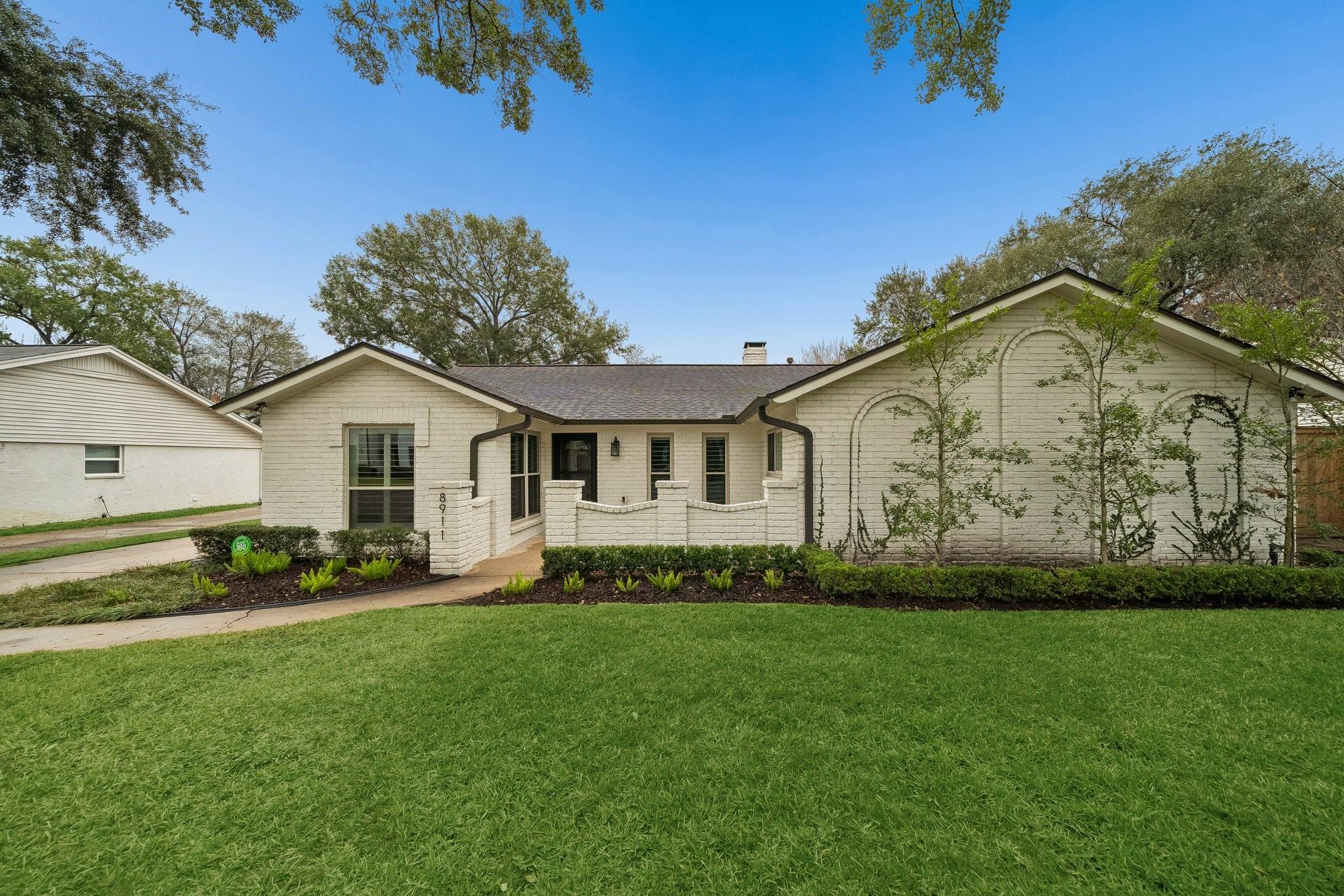 8911 Echo Valley Drive