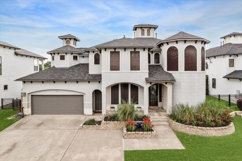 Photo of 1830 Lakeside Drive, Seabrook, TX 77586 (MLS # 94722342)