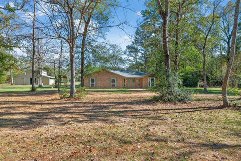 Photo of 8498 Pine Shadows Rd, Cleveland, TX 77328 (MLS # 49447725)
