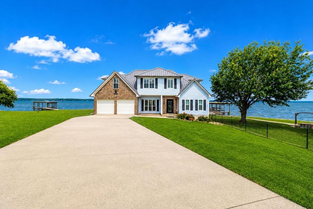 Photo of 237 Vivian Road, Onalaska, TX 77360 (MLS # 72934256)