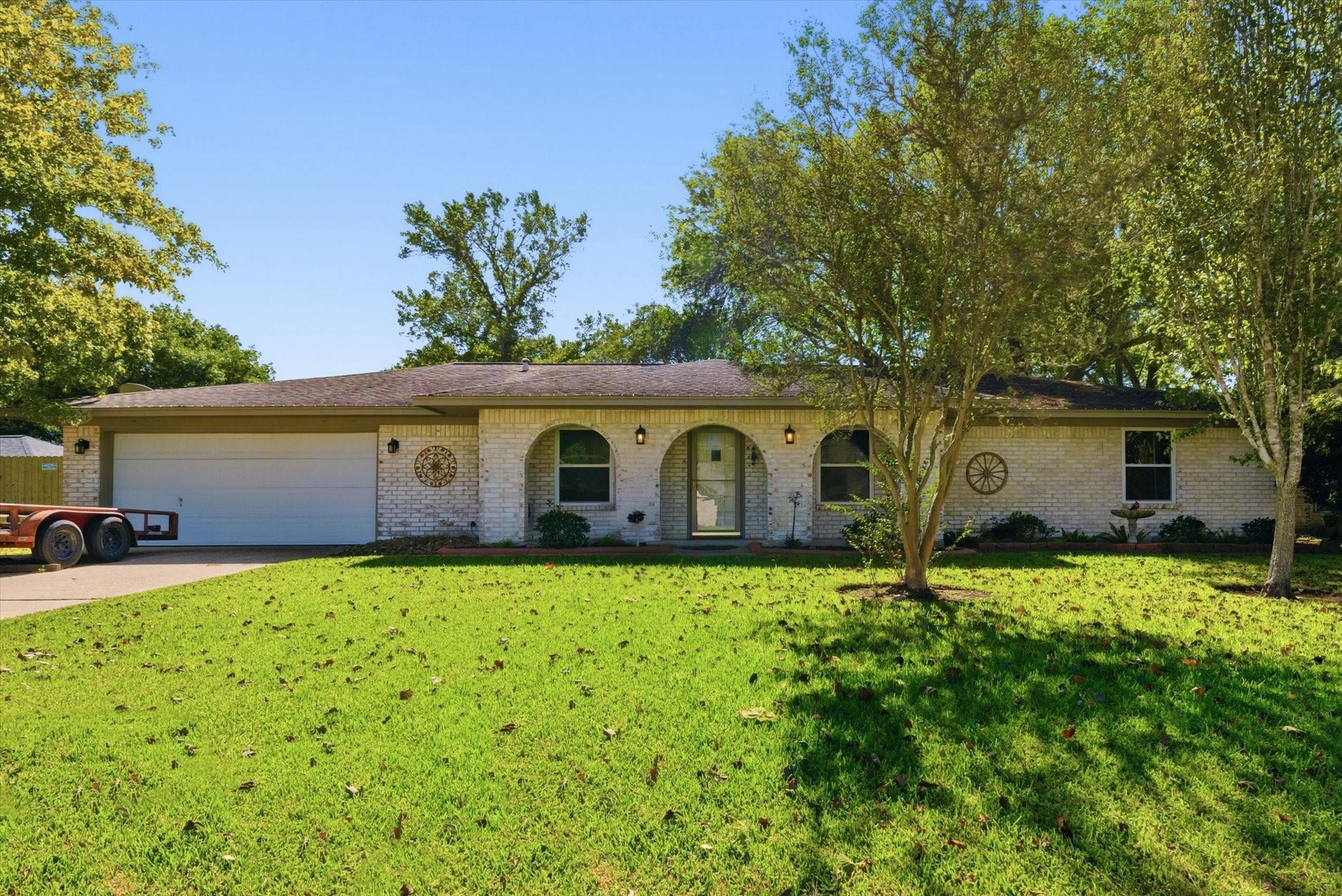 4014 Pin Oak Drive