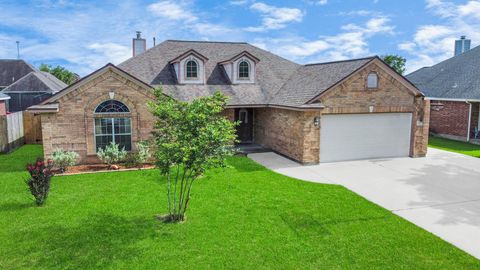 Photo of 204 Audubon Woods Court, Richwood, TX 77531 (MLS # 87185274)