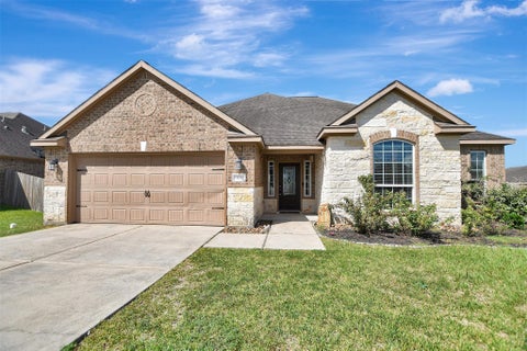 Homes For Sale - 18852 Atascosa Trail<br/> Montgomery County, Magnolia, TX 77355
