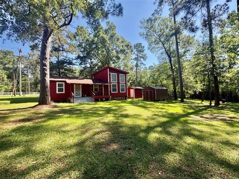 Photo of 386 Spring Creek Dr DR, Goodrich, TX 77335 (MLS # 48970487)