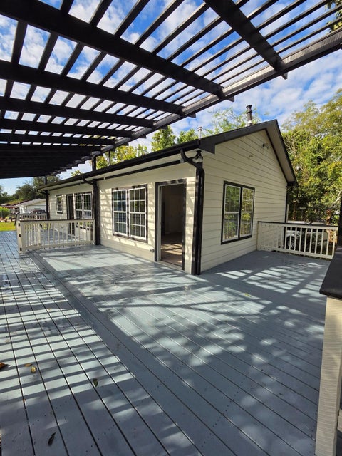 Photo of 512 Hill Road, Houston, TX 77037 (MLS # 74631865)