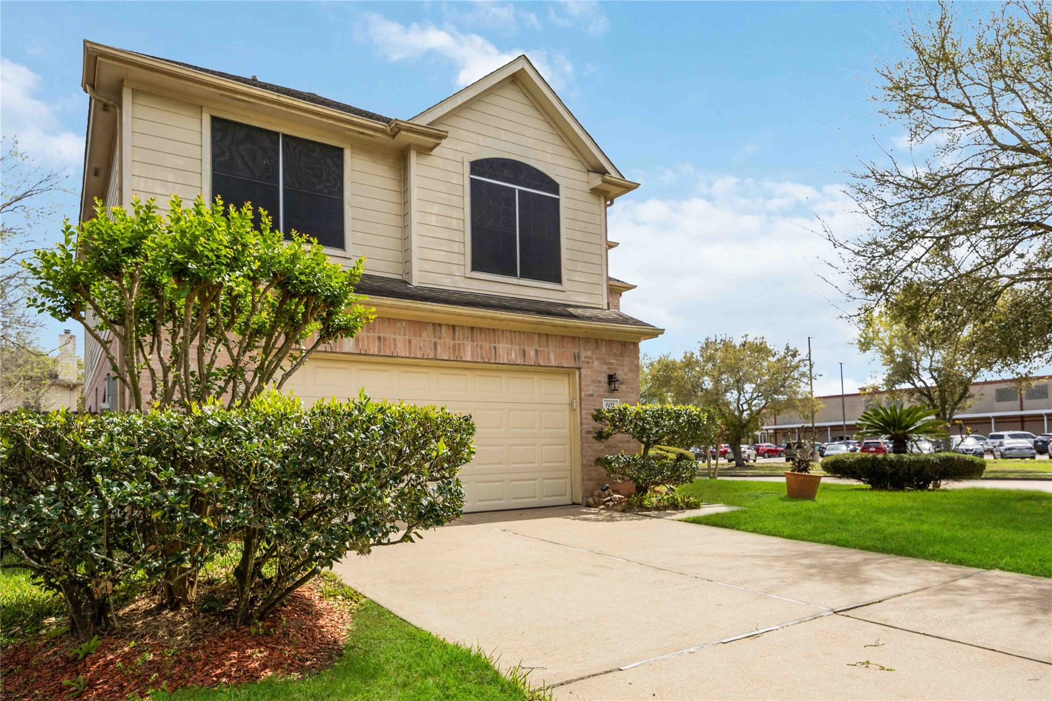 602 Beverly Circle