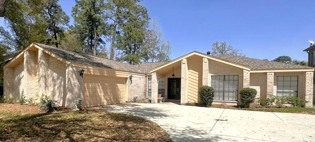 Photo of 20326 Spoonwood Drive, Humble, TX 77346 (MLS # 49853723)