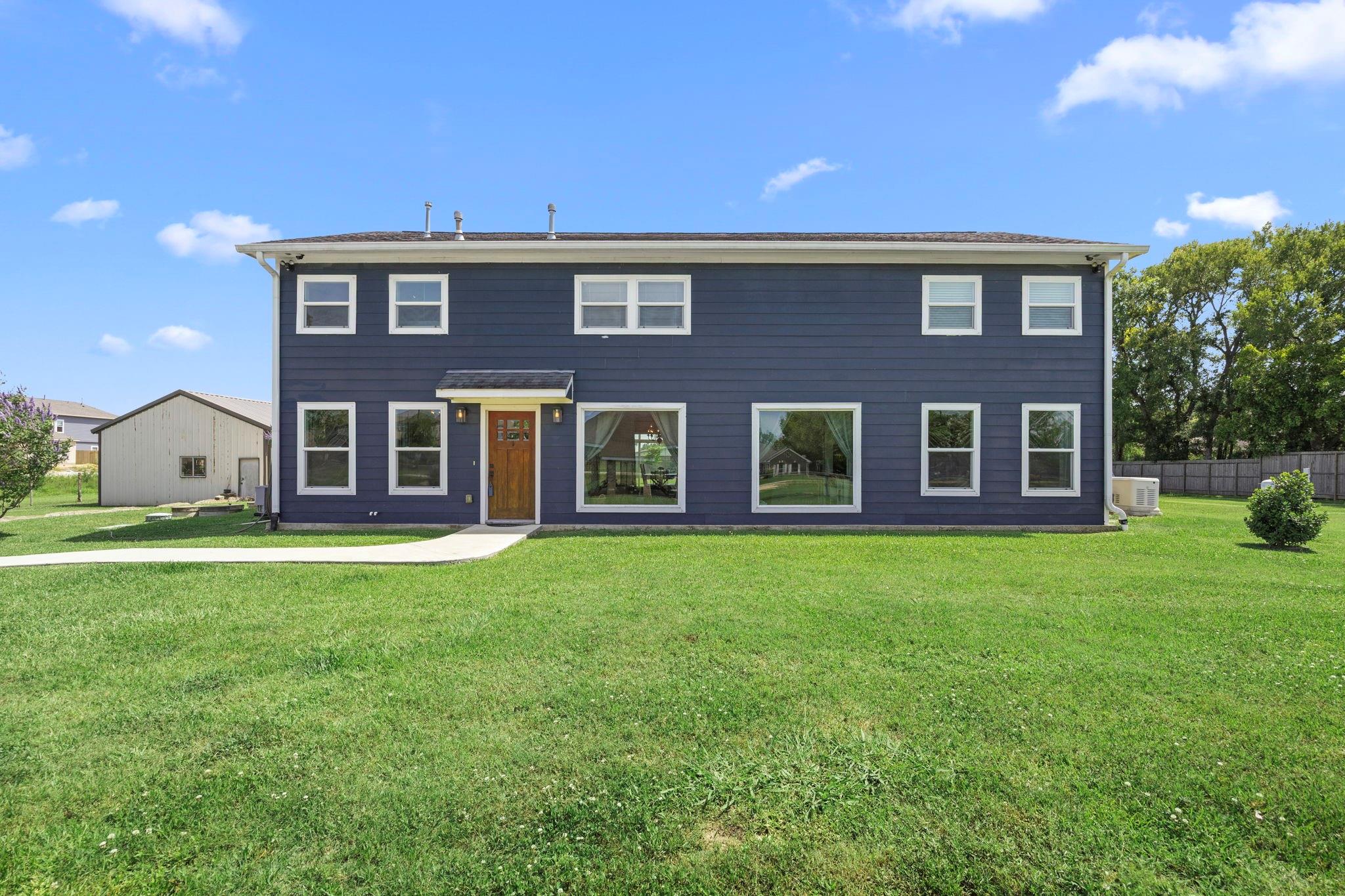 3355 Clayhead Road