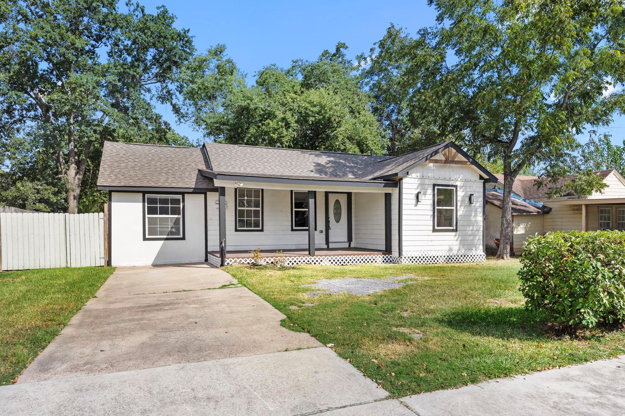 905 Elm Avenue