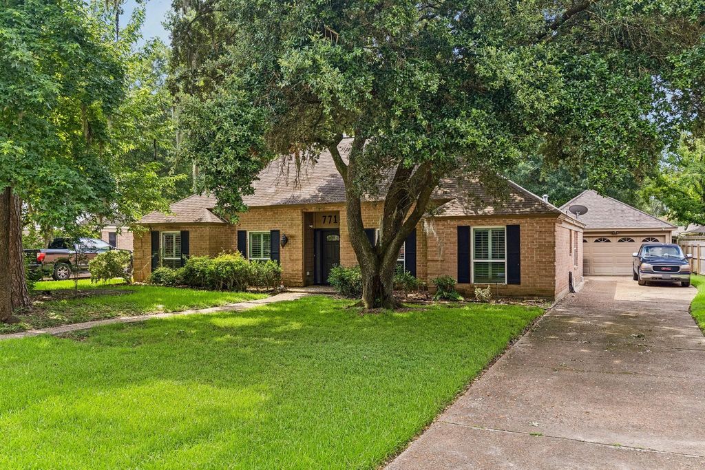 Photo of 7719 Bideford Lane Lane, Houston, TX 77070 (MLS # 24574607)