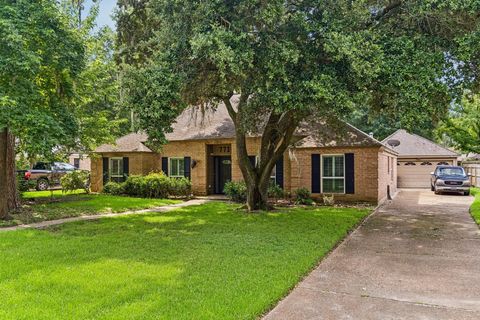 Photo of 7719 Bideford Lane Lane, Houston, TX 77070 (MLS # 24574607)