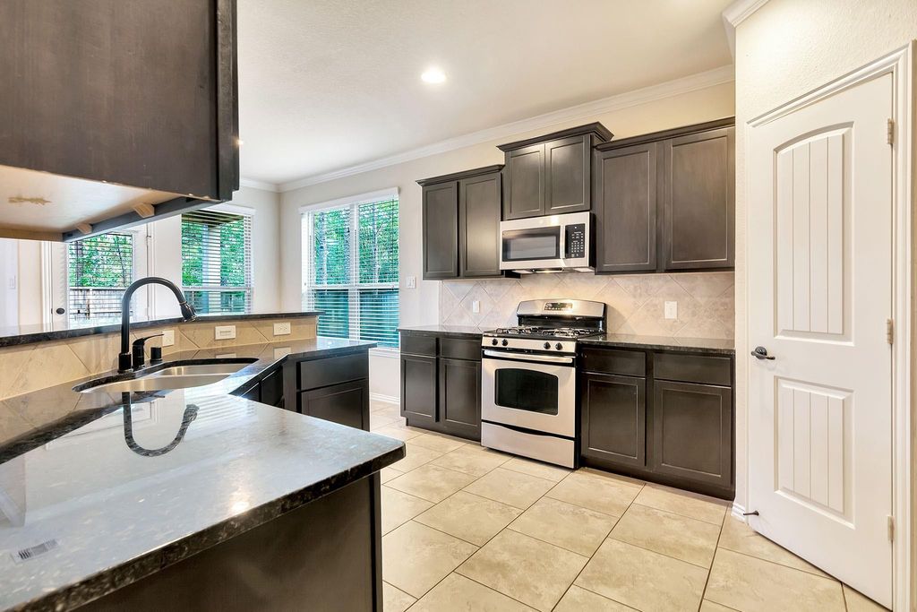 Photo of 42 Sawbridge Court, The Woodlands, TX 77389 (MLS # 30093168)