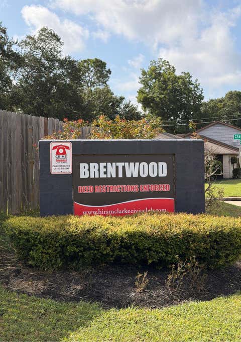 Photo of 12914 White Heather Drive, Houston, TX 77045 (MLS # 60563777)