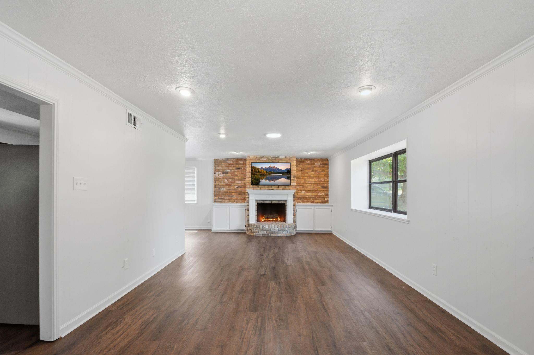2011 Avenue T