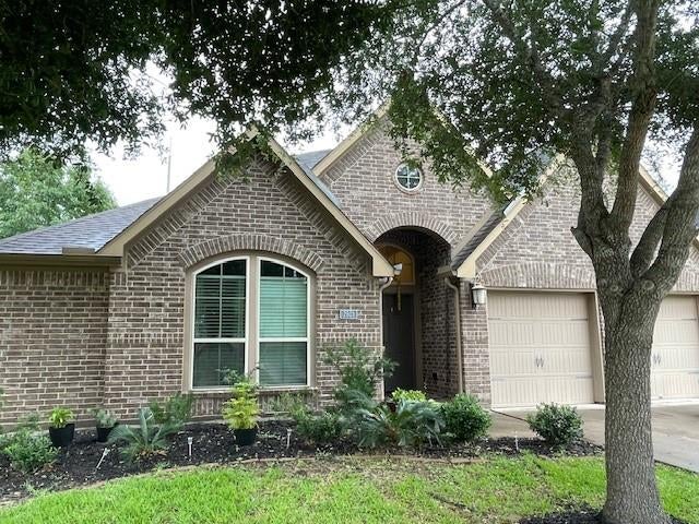 2801 Field Hollow Drive
