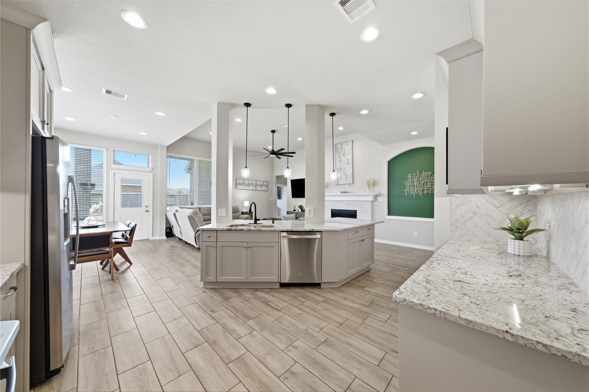 30302 Iris Circle Court