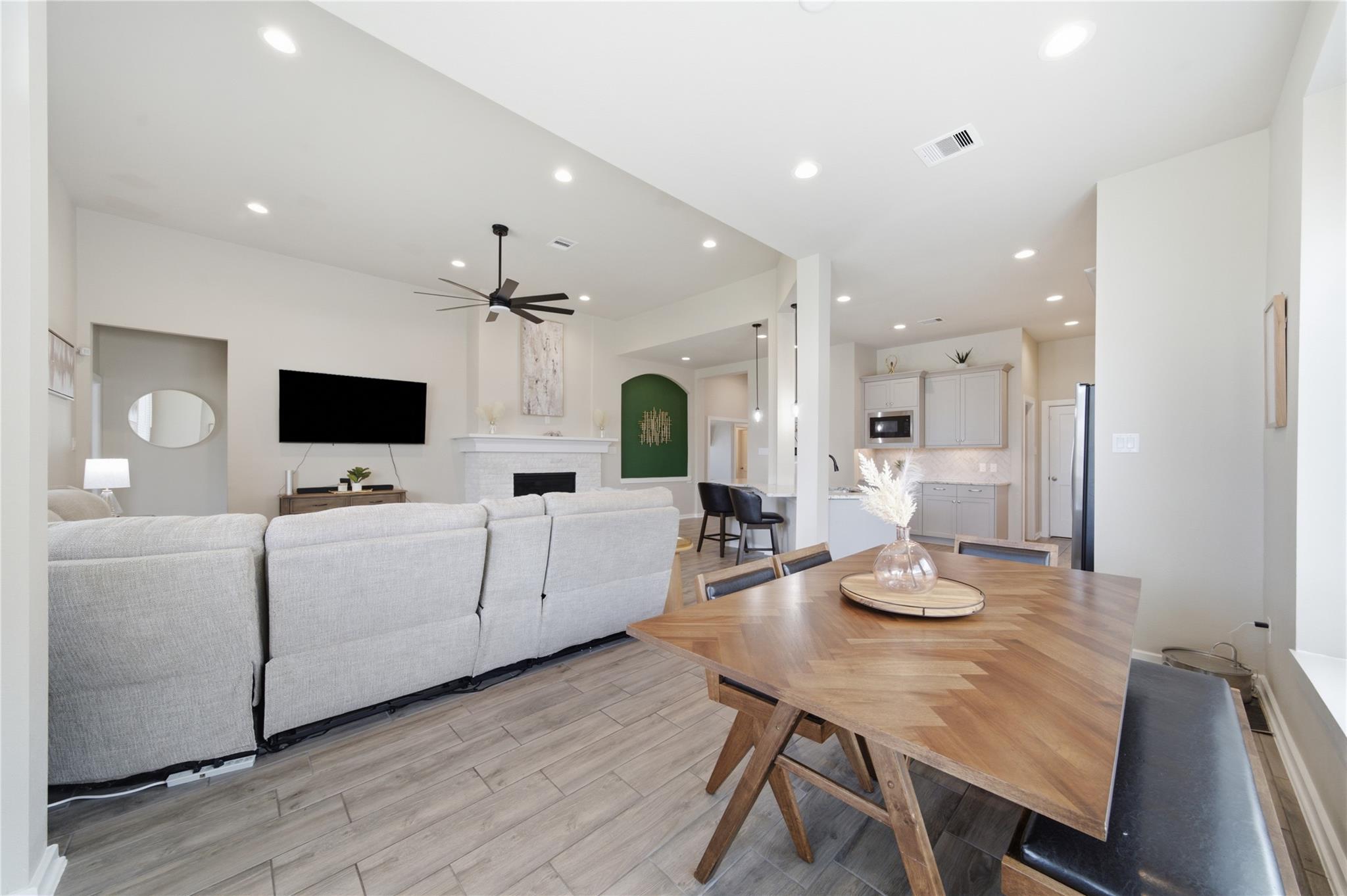 30302 Iris Circle Court
