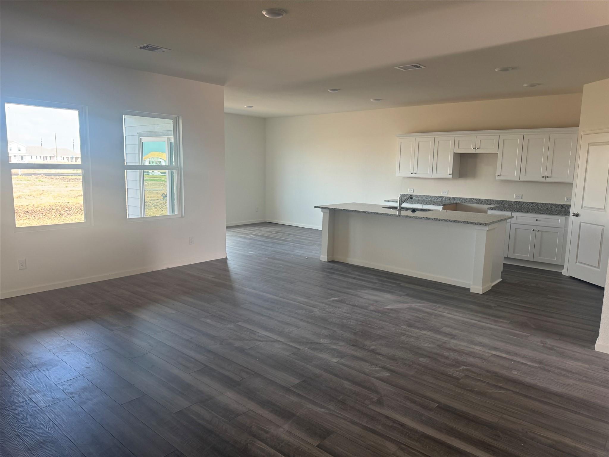 3206 Diamond View Lane